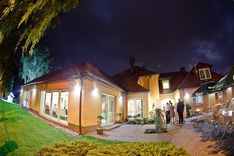 Pensjonat Nad Jeziorem Hotel Myślibórz Buitenkant foto