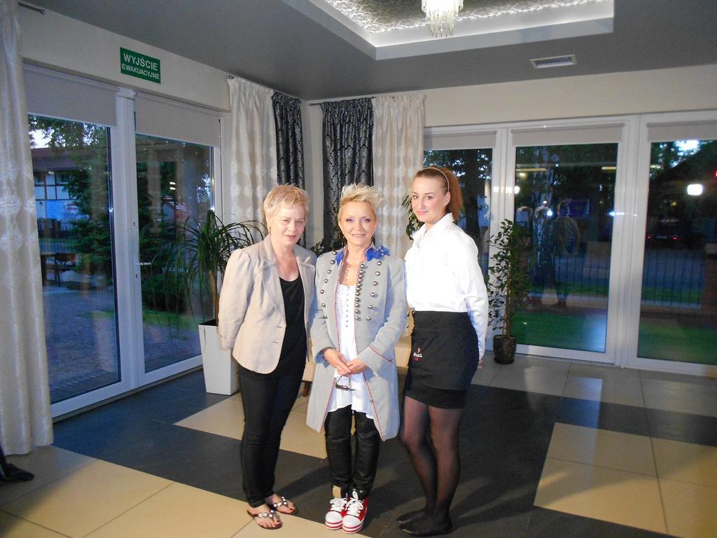 Pensjonat Nad Jeziorem Hotel Myślibórz Buitenkant foto